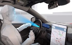 Ford predstavil nového autopilota. Vodič nemusí držať ruky na volante