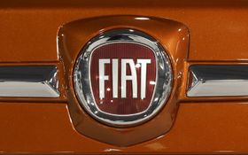 Fiat Chrysler zvoláva celkovo 1,3 milióna vozidiel pre dva problémy 